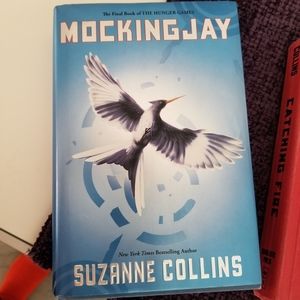 2 Hunger Games books